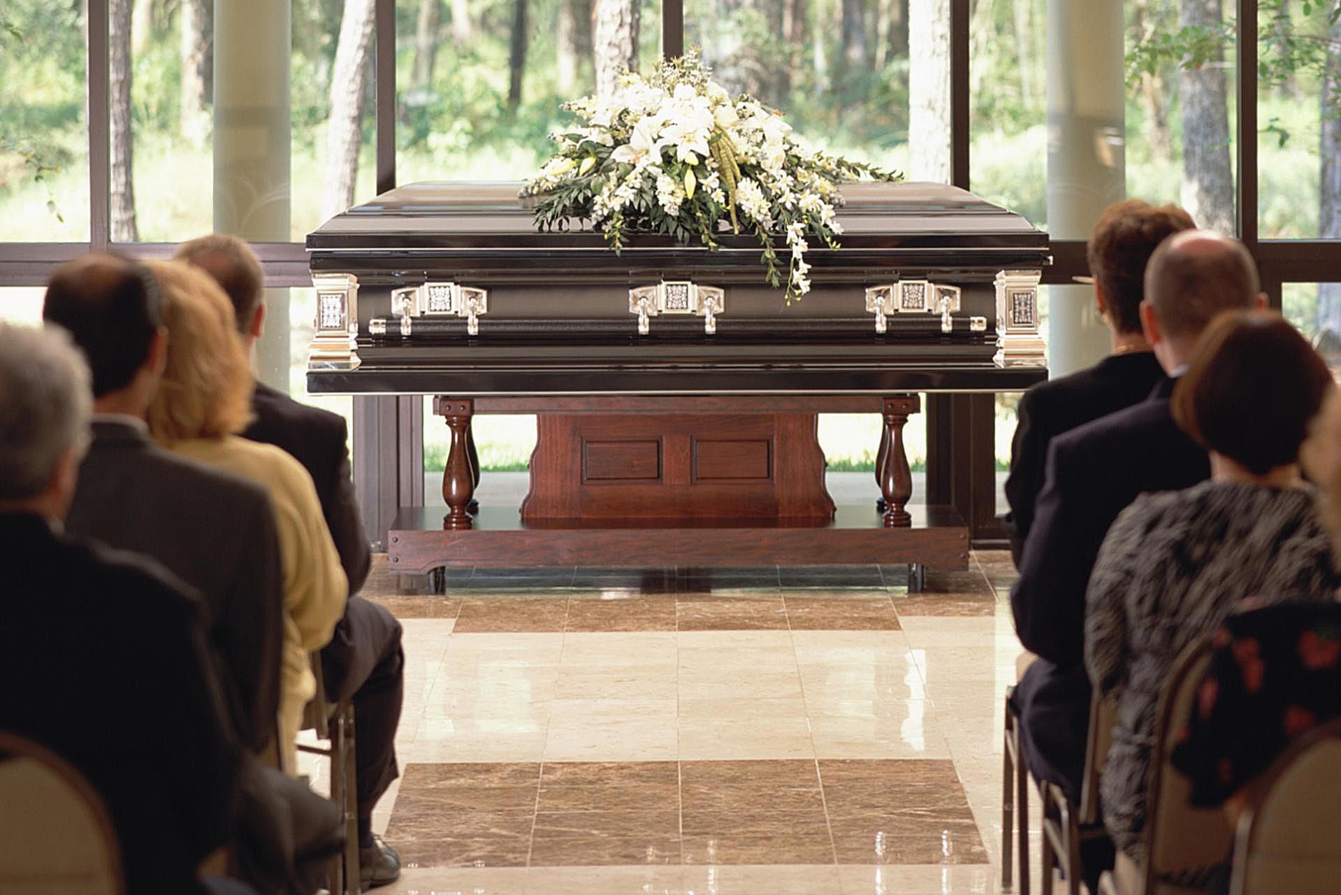 Why Cremation Is Better Than Burial Services